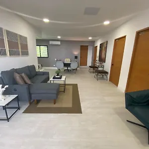  Apartment By Salcedo